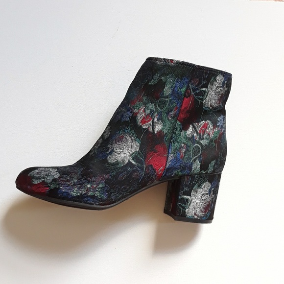 Zigi Soho Shoes - Zigi Soho Nydia Floral Tapestry Ankle Boots
